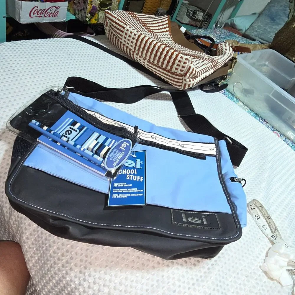 LEI NWT XL MESSENGER CROSSBODY BACKPACK BAG WITH SCHOOL SUPPLIES